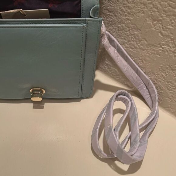 Anuschka Painted Sloth Jungle Print Front Flap Messenger Bag Blue Leather NWT - Picture 5 of 15